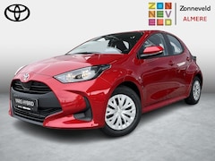 Toyota Yaris - 1.5 Hybrid 115 Comfort NIEUW VAN € 28564, - VOOR € 25000,