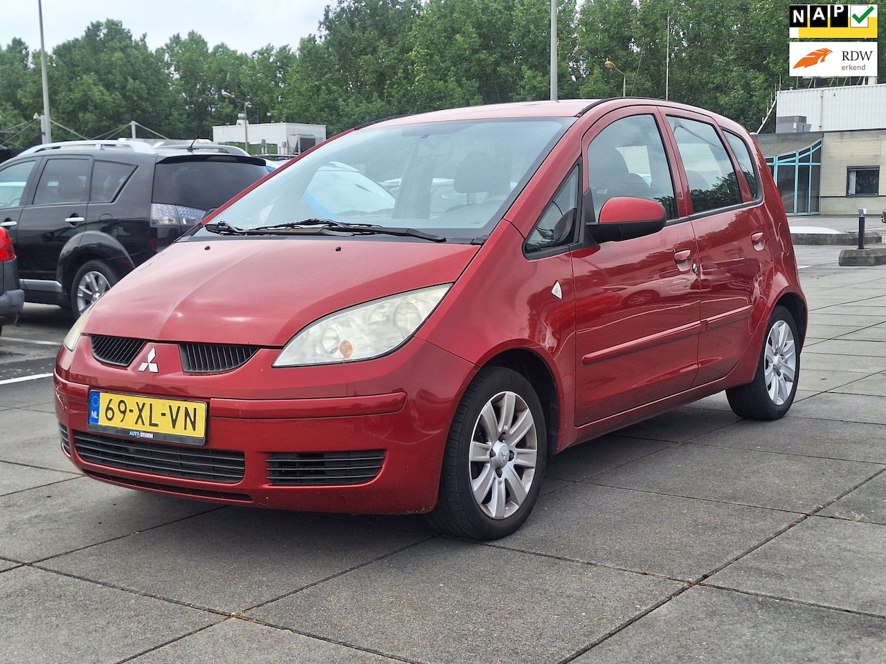 Mitsubishi Colt - € 850,-1.3 Invite AIRCONDITION 5 DRS - AutoWereld.nl
