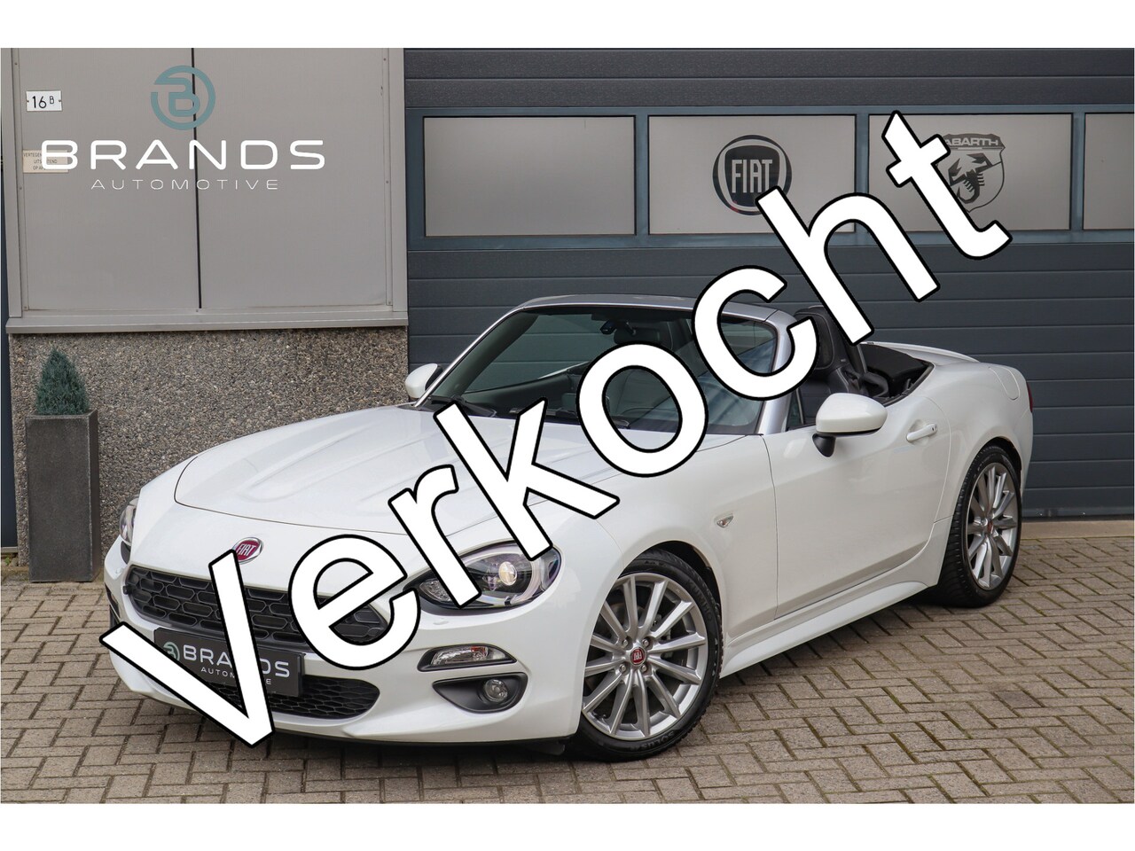 Fiat 124 Spider - 1.4 MultiAir Lusso 1e eig Full option 140PK Ragazzon Garantie - AutoWereld.nl