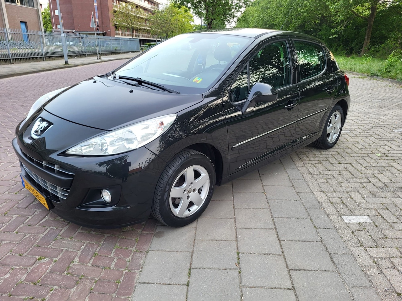 Peugeot 207 - 1.4 VTi Blue Lease Executive 1.4 VTi Blue Lease Executive - AutoWereld.nl