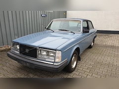 Volvo 242 - USA