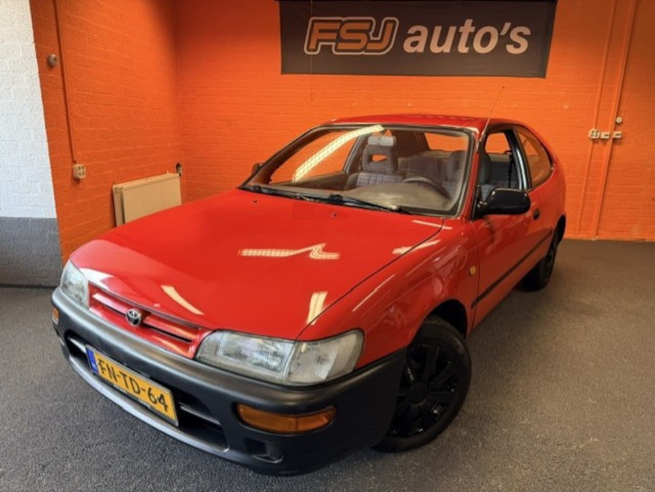 Toyota Corolla - 1.3 XLI / 3 DEURS / AUTOMAAT / APK 17-02-2027!! - AutoWereld.nl
