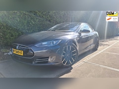 Tesla Model S - 70D Base