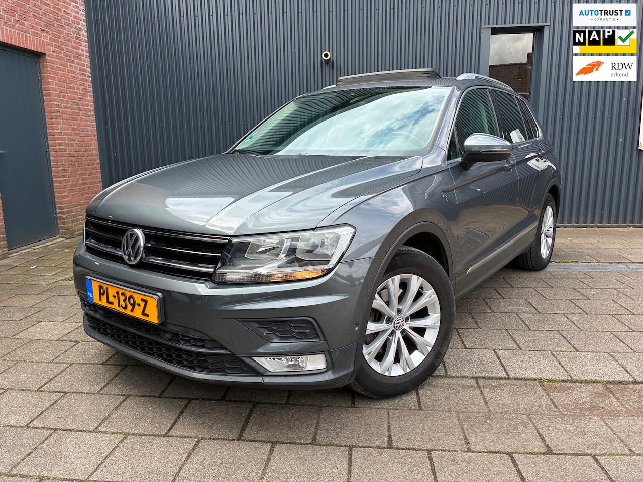 Volkswagen Tiguan - 1.4 TSI PANO, NAVI, CAMERA, ACC, NAP! - AutoWereld.nl