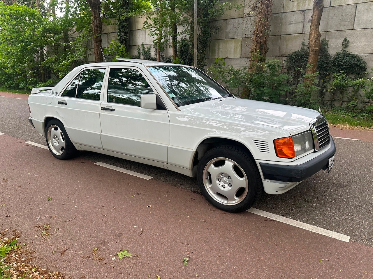 Mercedes-Benz 190-serie - 2.5 D TURBO DIESEL AUTOMAAT SCHUIFDAK TD W201 OM602 - AutoWereld.nl