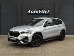BMW X1 - xDrive25e | Leder | Harman Kardon | Head-Up | Memory | Adaptive Cruise | Stoel + Stuurverw