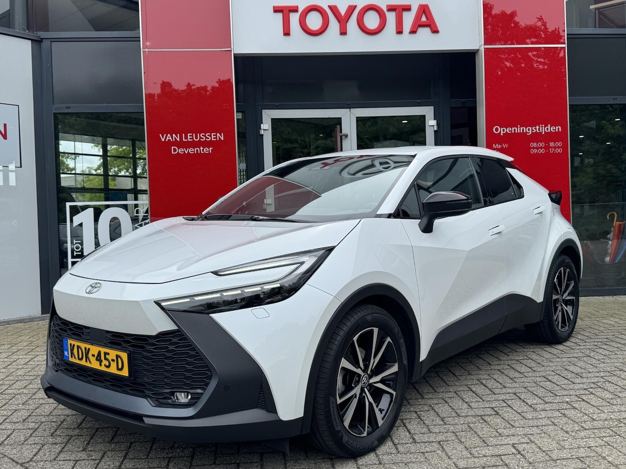 Toyota C-HR - 1.8 Hybrid 140 First Edition STOEL/STUUR VERWM. BLIND SPOT PARKEERSENSOREN V + A - AutoWereld.nl