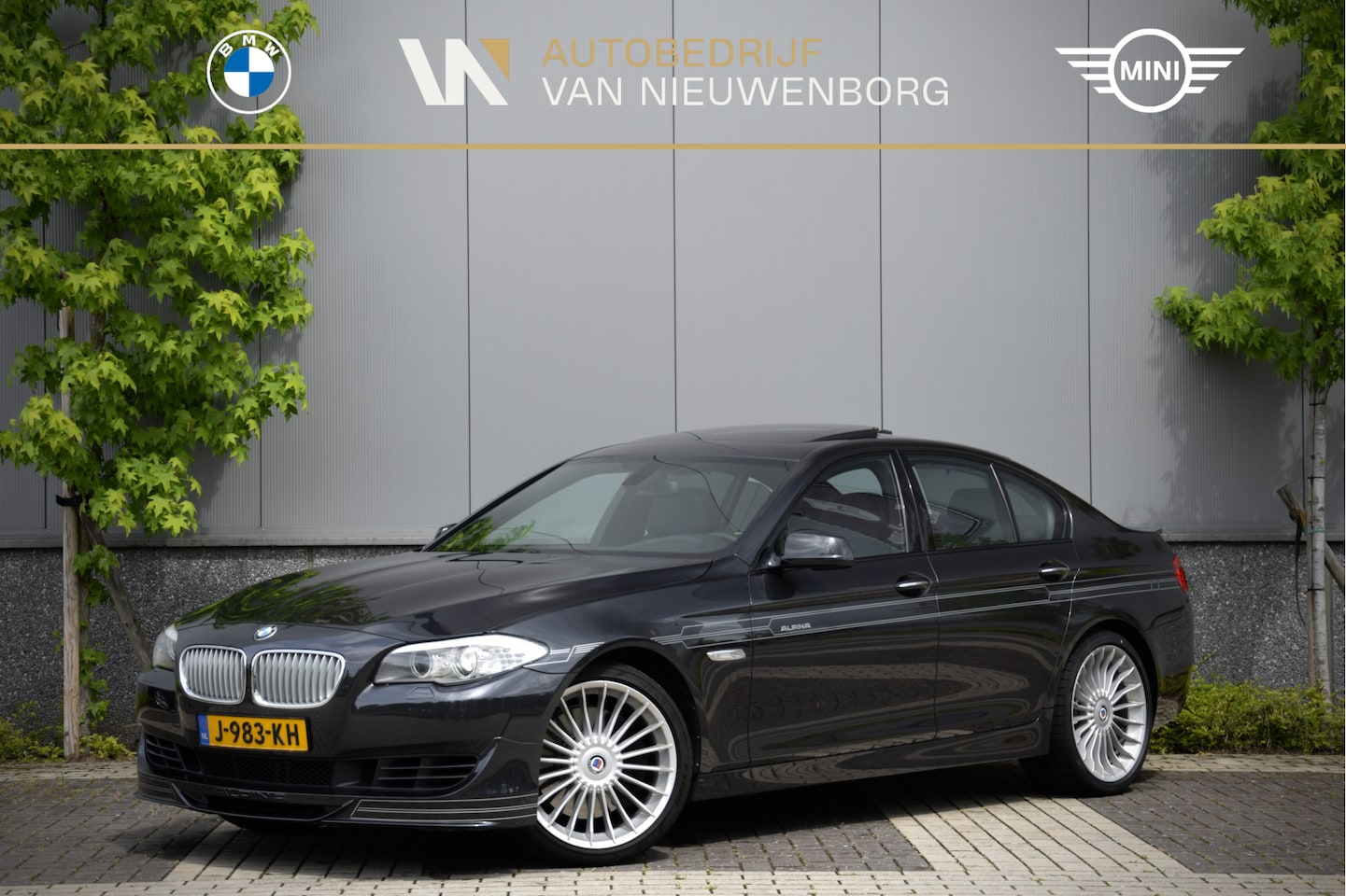 Alpina B5 - BITURBO (F10) 4,4L V8 507pk | Complete historie | Volledig Origineel | Schuif- kandeldak | - AutoWereld.nl