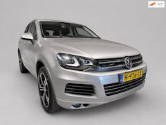 Volkswagen Touareg - 3.0 TSI Hybrid High Edition - Panoramadak - Leder - Stoelverw en Koeling - Elektr klep - E