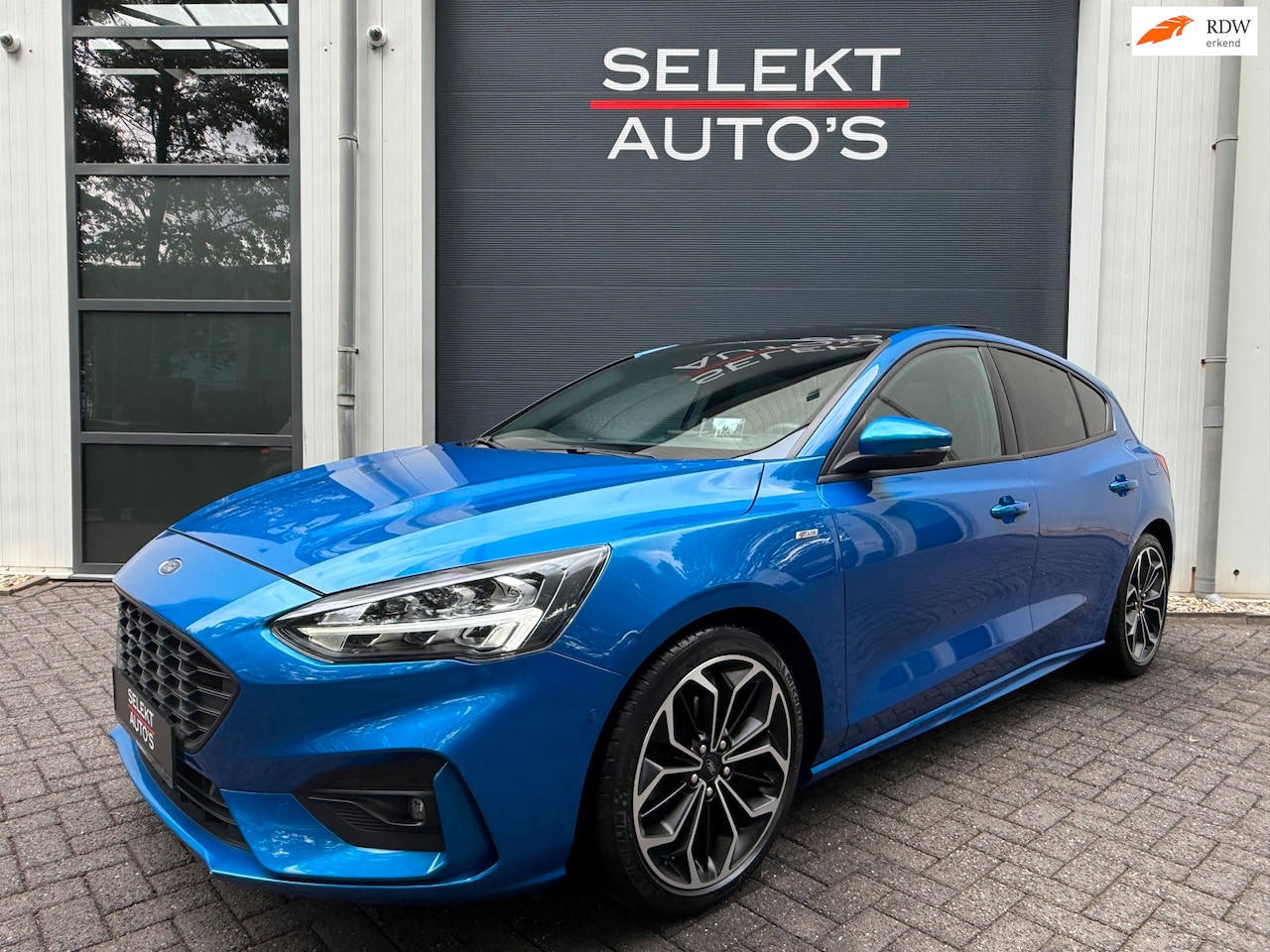 Ford Focus - 1.0 EcoBoost ST Line 125 Pk Panoramadak/Full Led/B&O/Camera/Navi/Car Play/Winter Pack/ACC/ - AutoWereld.nl