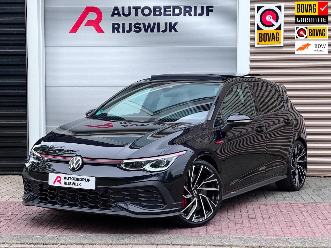 Volkswagen Golf - 2.0 TSI Clubsport Pano/H&K/Leer/Matrix - AutoWereld.nl