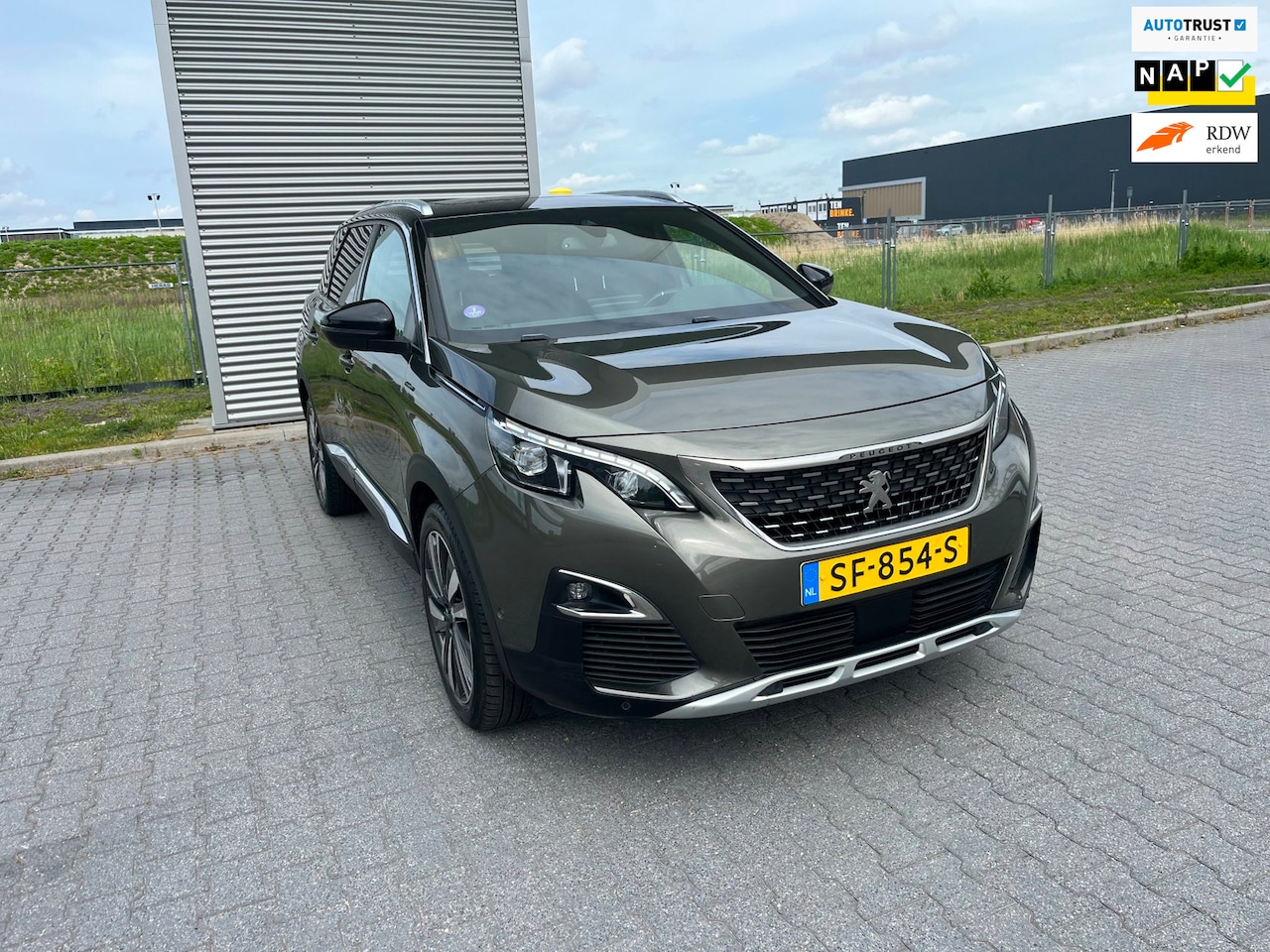 Peugeot 5008 - 1.2 PureTech Blue GT-Line | PANO| Volledig uitgevoerd | LEES TEKST - AutoWereld.nl
