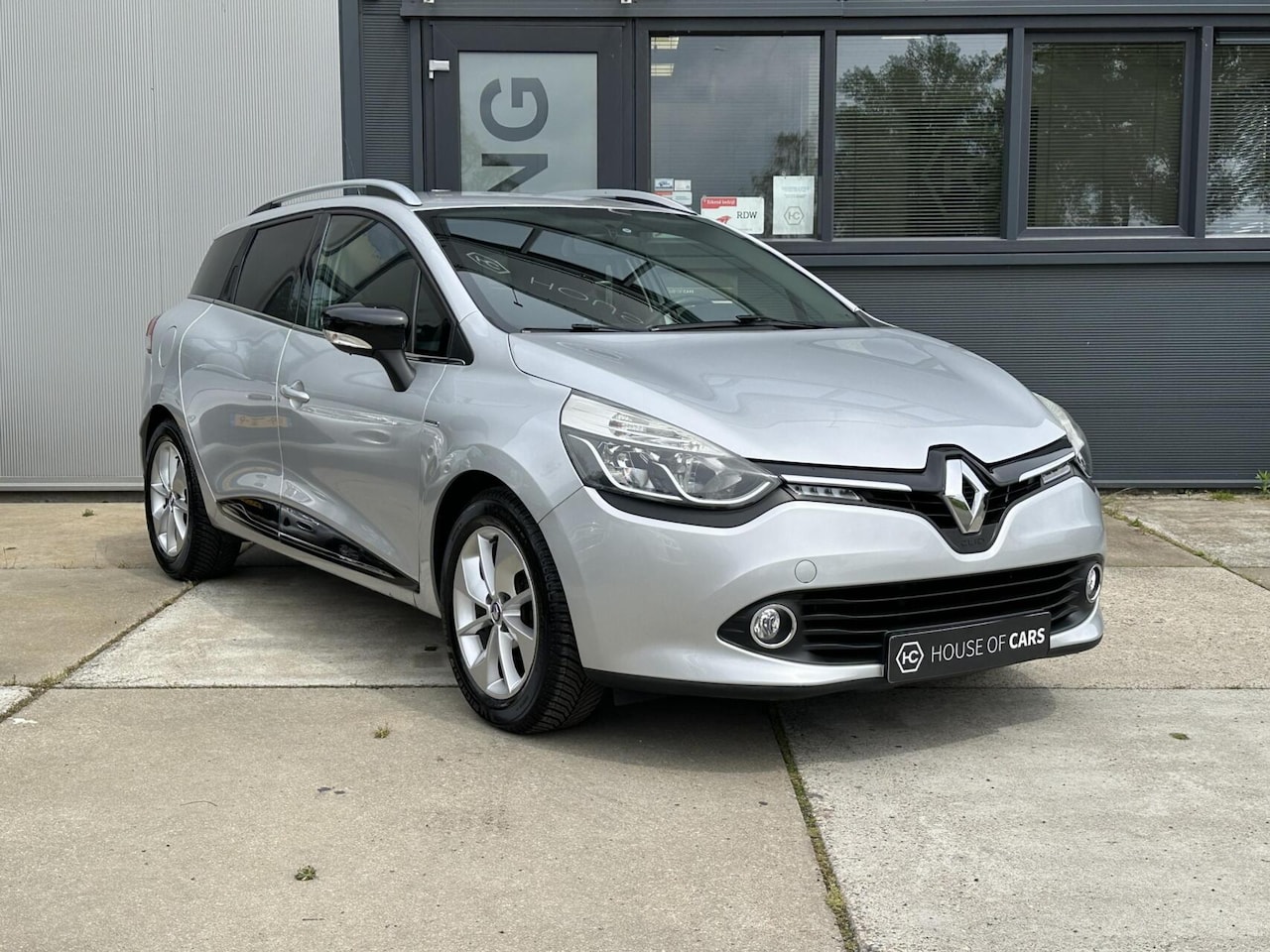 Renault Clio Estate - 0.9 TCe Limited Airco Cruise Navi NAP - AutoWereld.nl