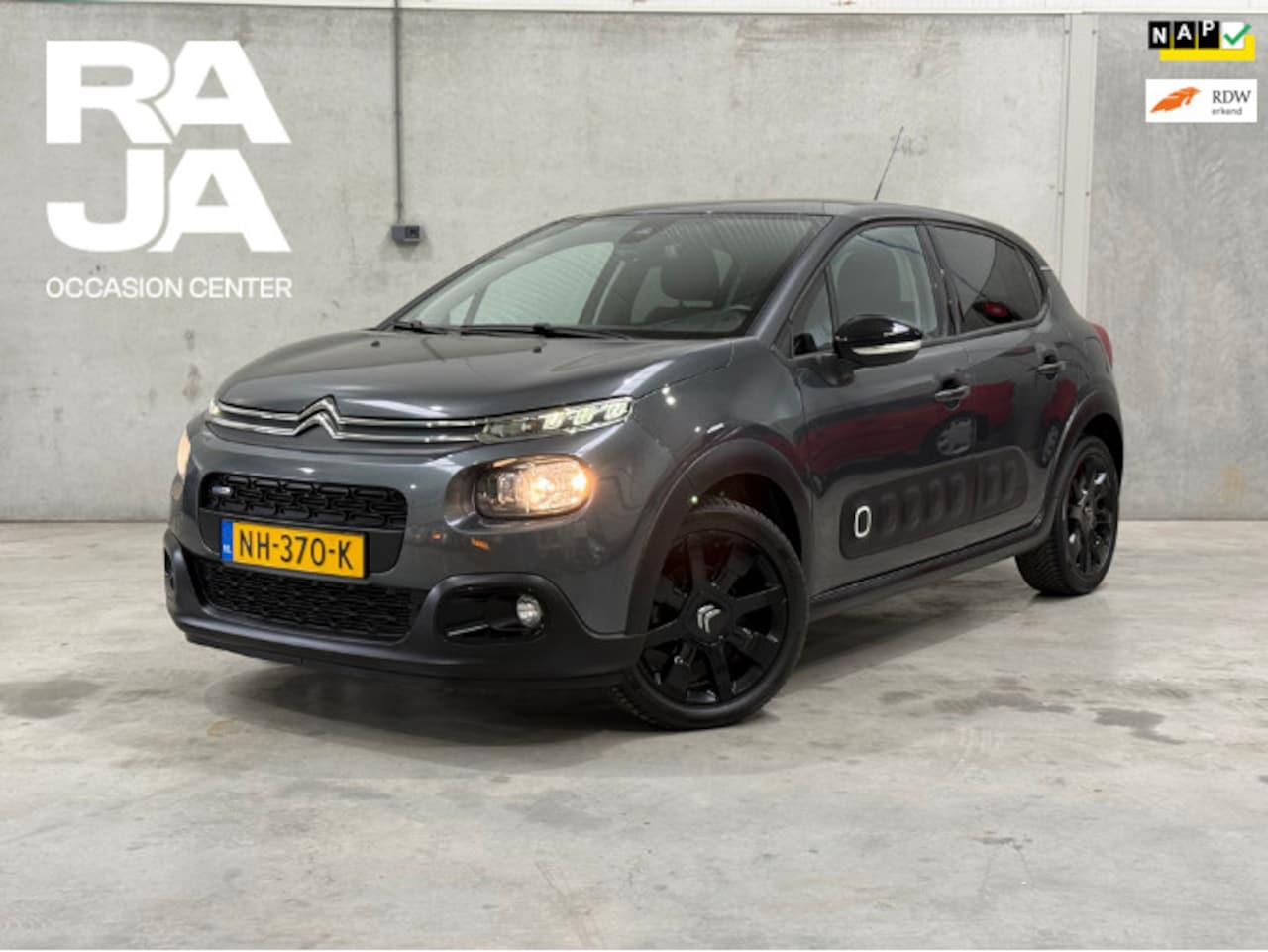 Citroën C3 - 1.2 PureTech S&S Shine Clima Cruise CarPlay NAP - AutoWereld.nl