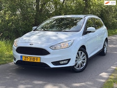 Ford Focus Wagon - 1.0 Trend Edition | Cruise + Navi Nu € 3.500,