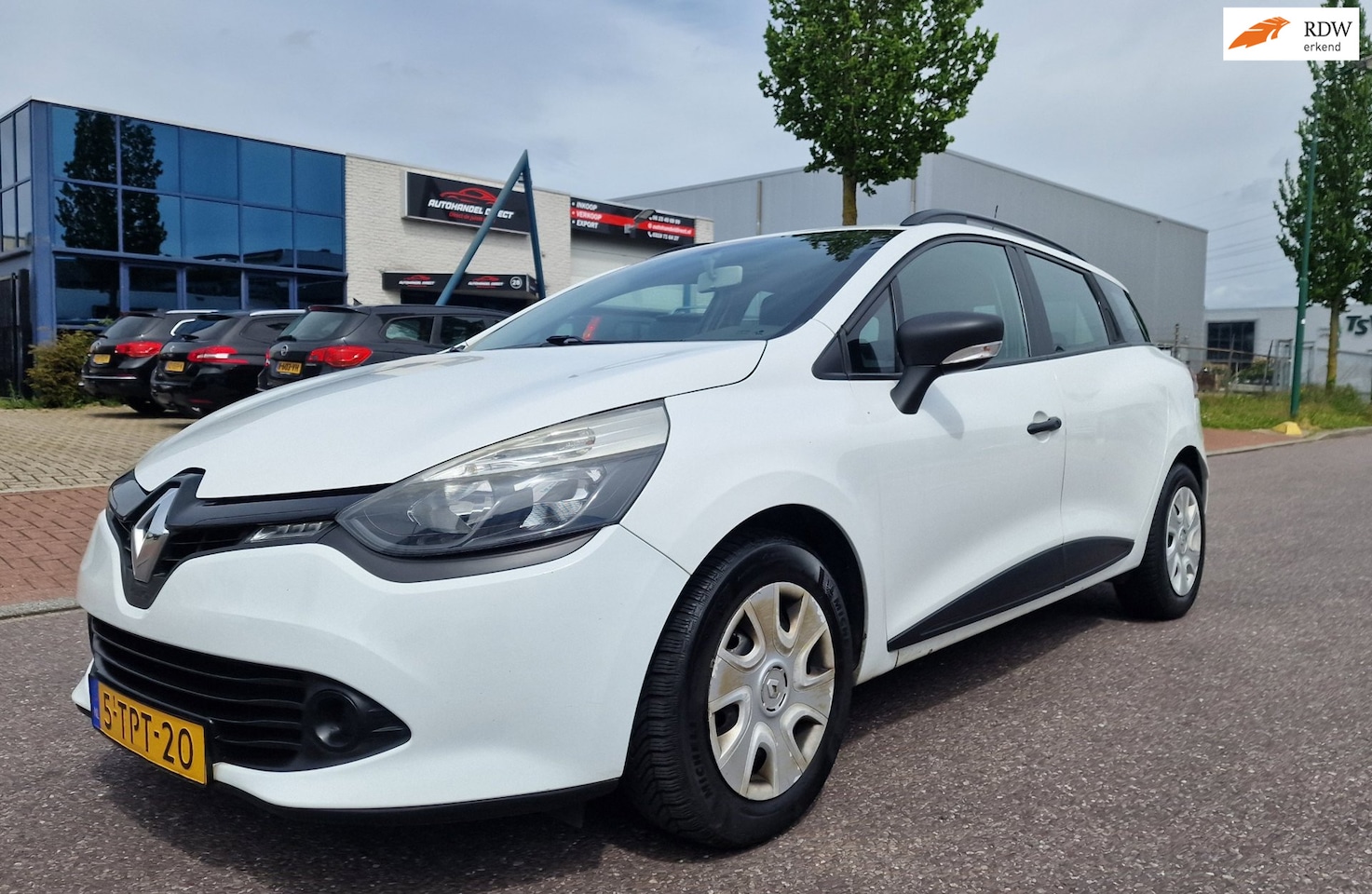 Renault Clio Estate - 0.9 TCe Authentique AIRCO CRUISE 2 X SLEUTELS - AutoWereld.nl