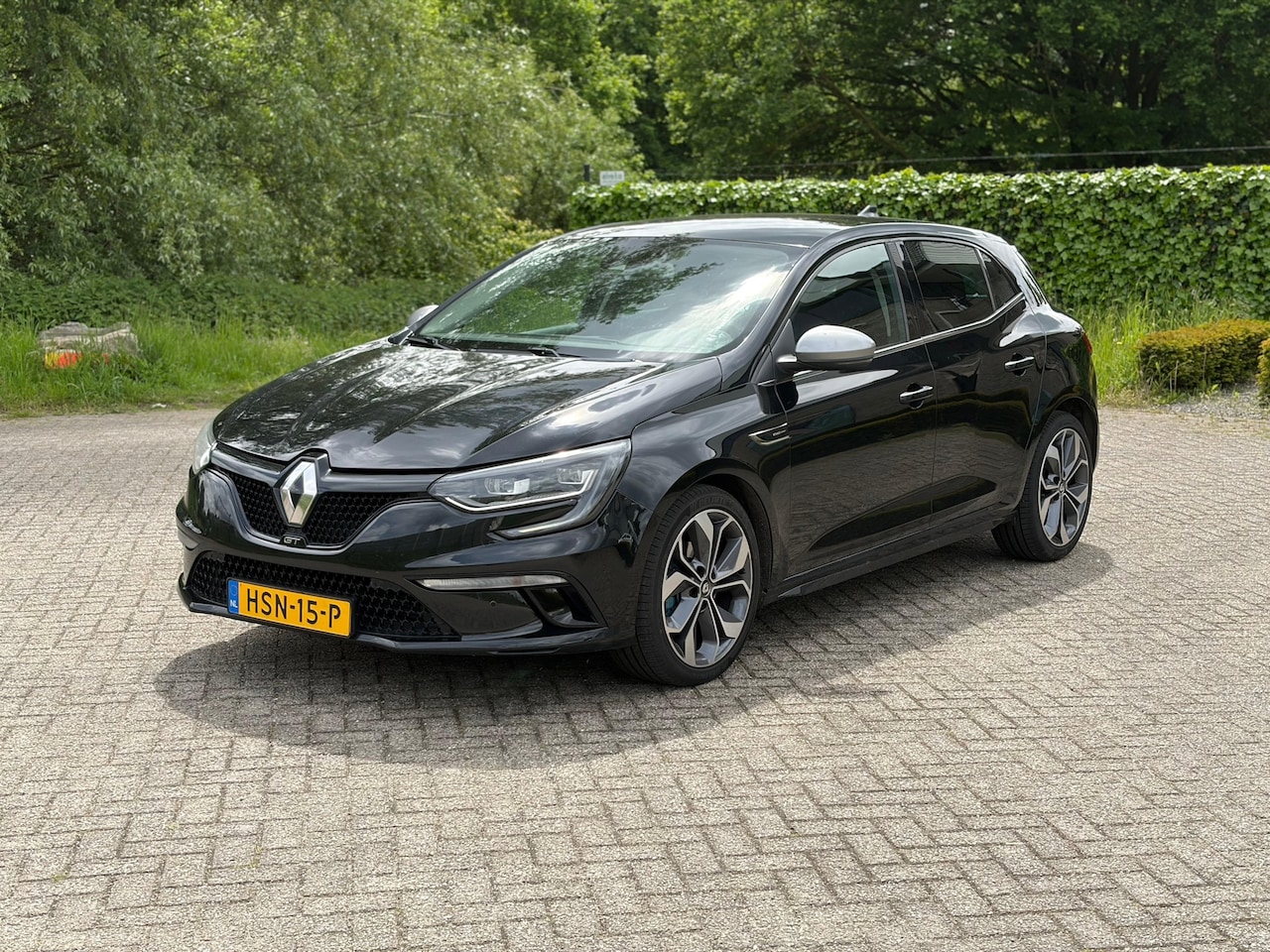 Renault Mégane - 1.3 TCe GT-Line 140PK I CAMERA I PDC I KEYLESS I NAVI I CLIMA - AutoWereld.nl
