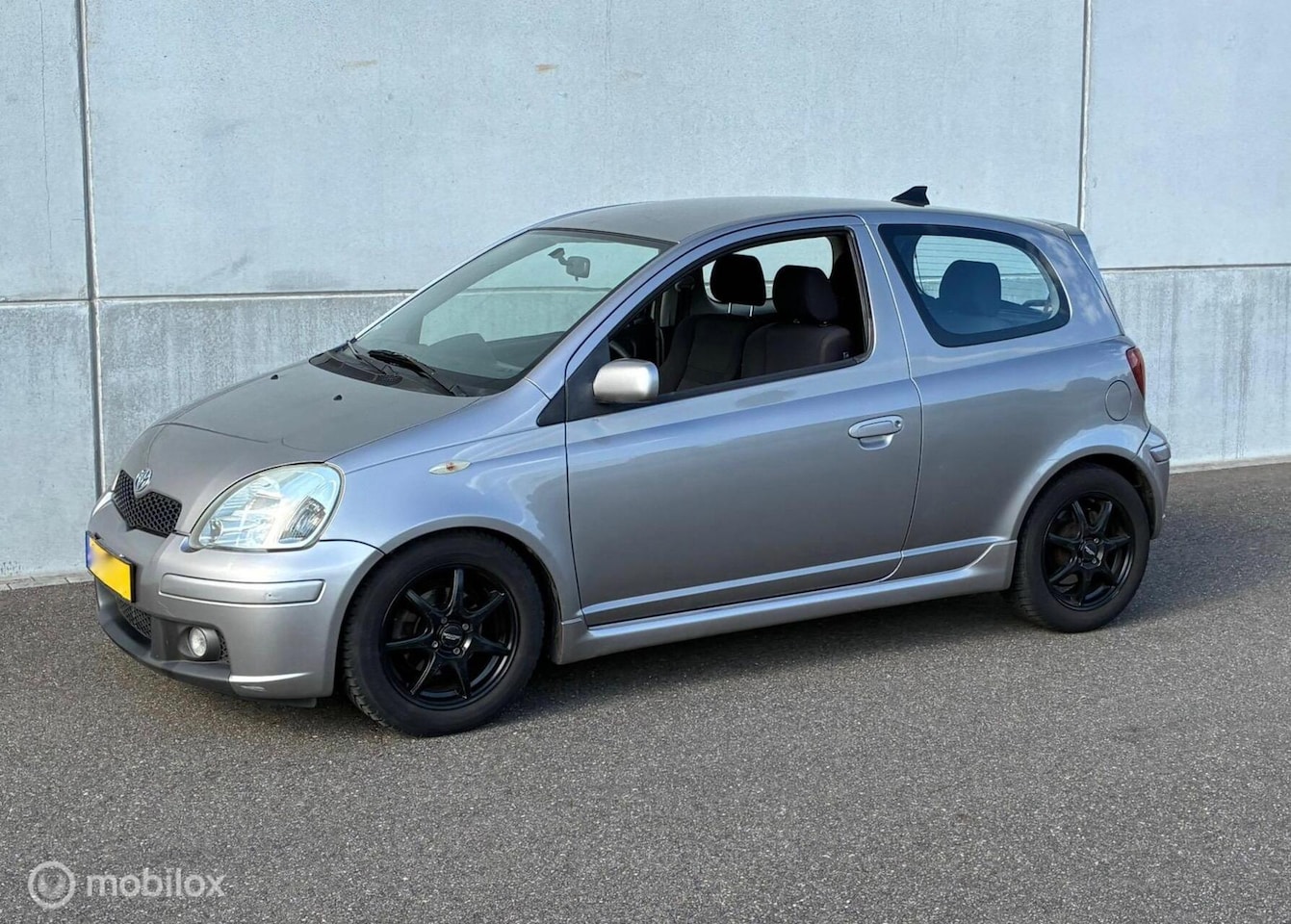 Toyota Yaris - 1.5 VVT-i T-Sport AIRCO NAP - AutoWereld.nl
