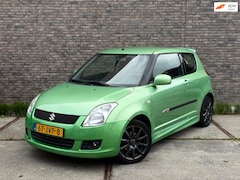 Suzuki Swift - 1.3 Exclusive Carplay Airco Keyless go