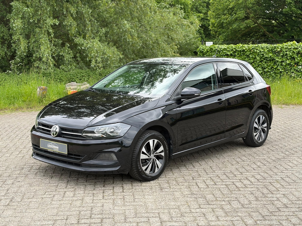 Volkswagen Polo - 1.0 TSI Highline DIGITAL DASH I CARPLAY I PDC I CLIMA I CRUISE - AutoWereld.nl