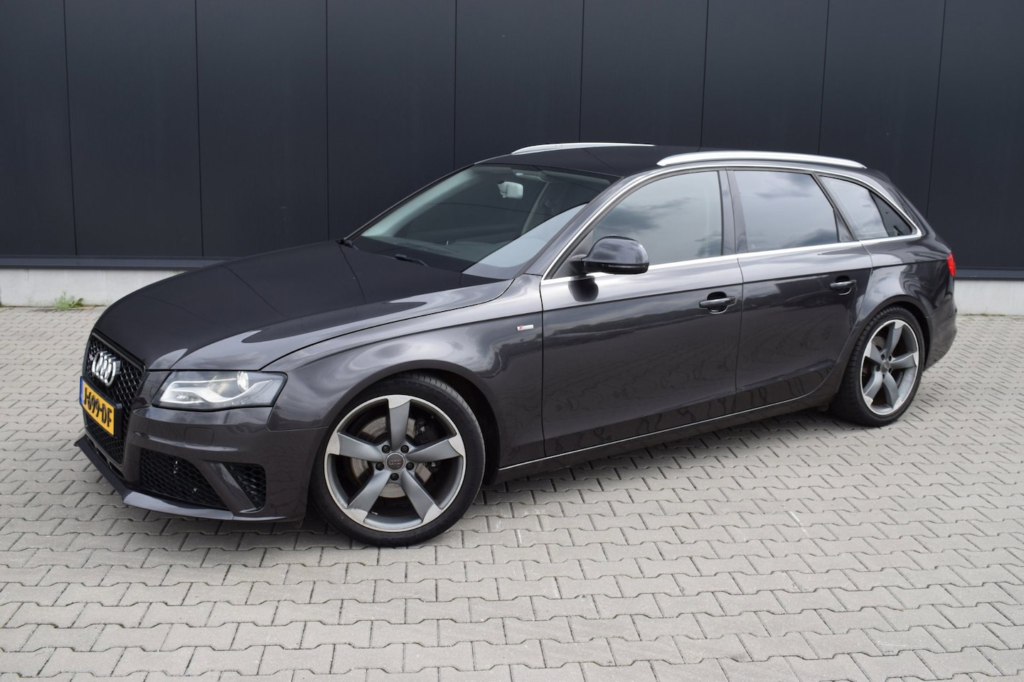Audi A4 Avant - 1.8 TFSI S-Line, Automaat, Rotor, Cruise - AutoWereld.nl