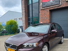 Volvo S40 - 2.4 Elite automaat nwe apk