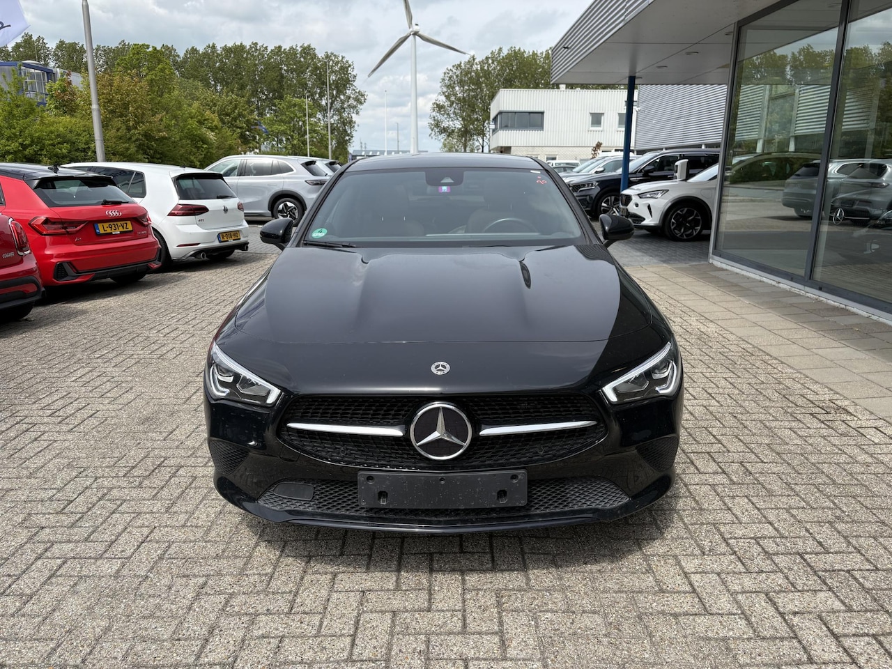 Mercedes-Benz CLA-klasse Shooting Brake - 250 e AMG Line | Panoramadak | Stoelverwarming | Achteruitrijcamera | Leder - AutoWereld.nl