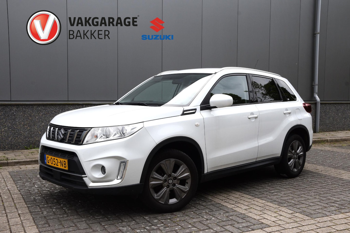 Suzuki Vitara - 1.4 Boosterjet Select | Trekhaak | 1e eigenaar | Navigatie | - AutoWereld.nl