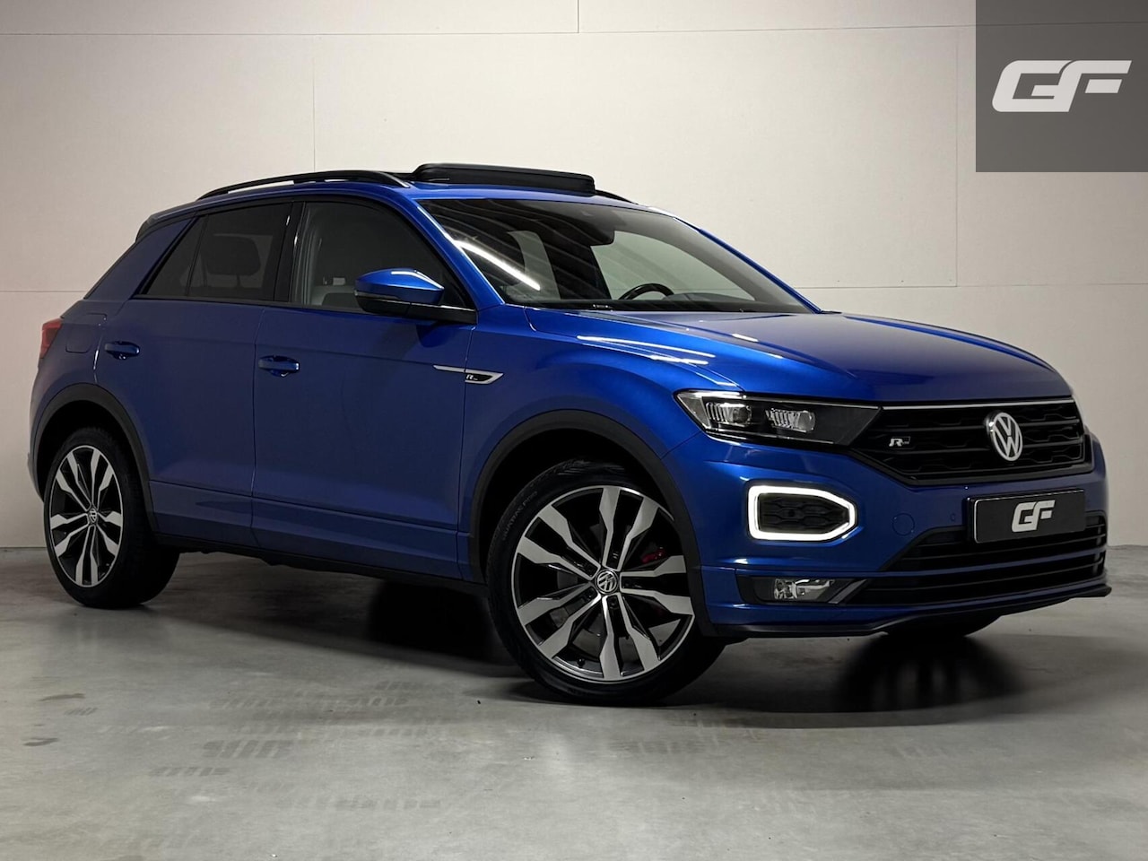 Volkswagen T-Roc - 1.5 TSI R-Line Pano Virtual Carplay Sfeer - AutoWereld.nl