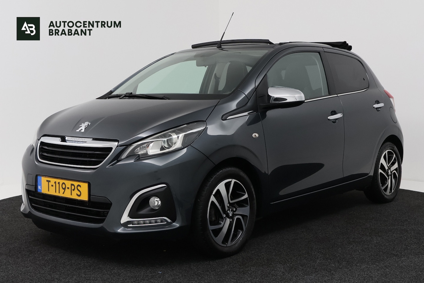 Peugeot 108 - 1.2 Puretech GT-Line Cabrio (CRUISE, CARPLAY NAVIGATIE, LED, LM VELGEN) - AutoWereld.nl