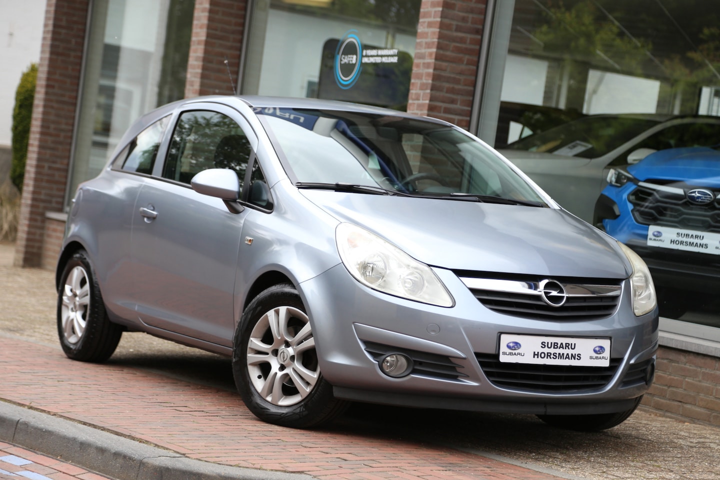 Opel Corsa - 1.4-16V Business Airco 90.000km! - AutoWereld.nl