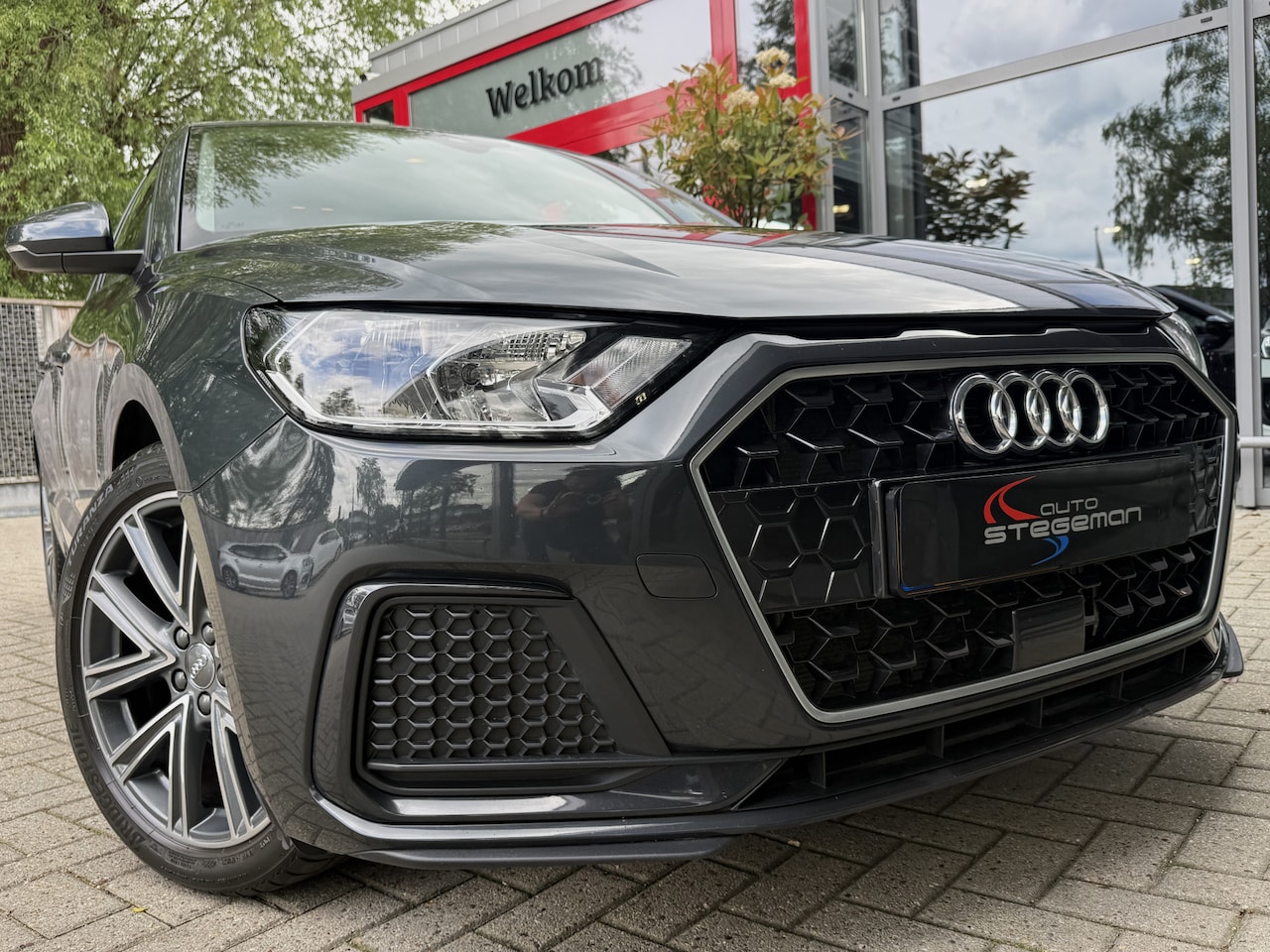 Audi A1 Sportback - 30 TFSI 116PK *!* VIRTUAL/ CARPLAY/ 17 INCH/ CRUISE/ STOELVERWARMING *!* - AutoWereld.nl