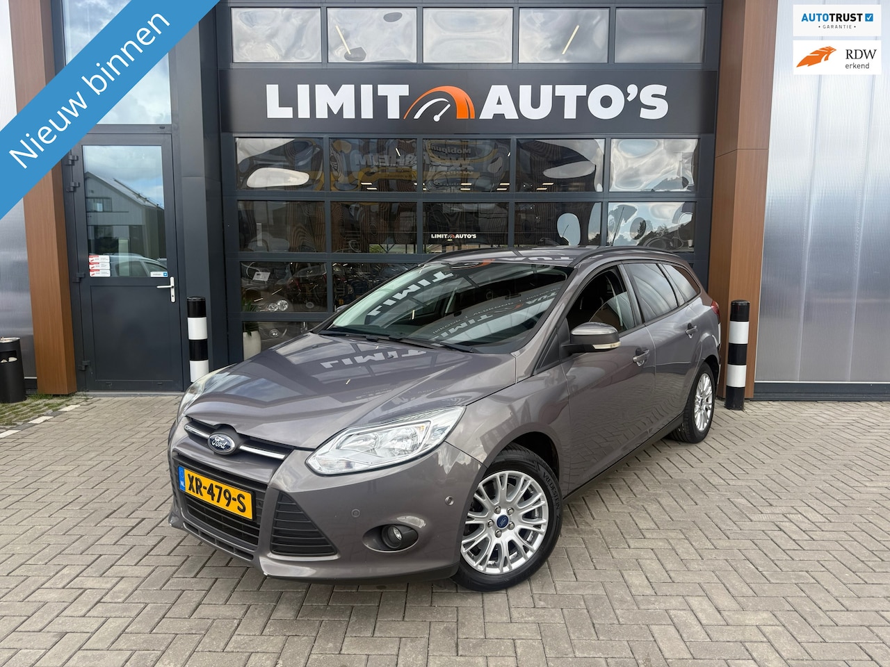 Ford Focus Wagon - 1.6 TI-VCT Titanium Airco/El.ramen/Pdc.v+a/Trekhaak/Lmv/Apk - AutoWereld.nl