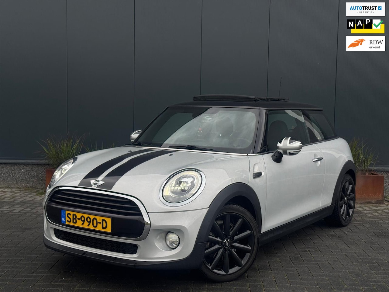 MINI Cooper S - Mini 1.5 M2019 FULL PANO CAMERA LED LEDER CR CONTROL - AutoWereld.nl