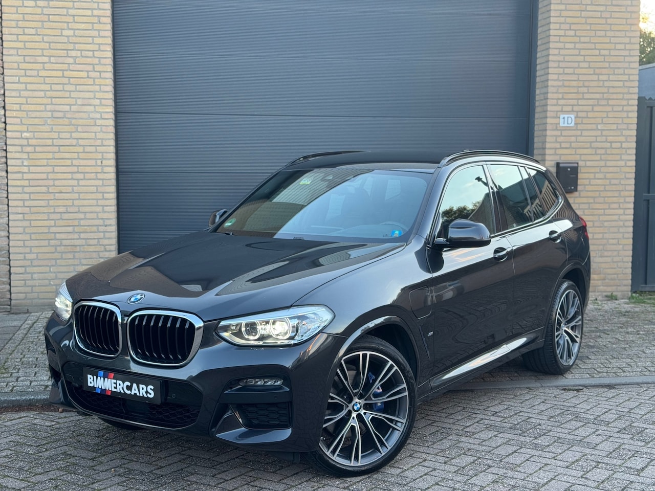 BMW X3 - XDrive30e High Executive M Sport|Mstoelen|HUD|HK|voll dealer 1e eig - AutoWereld.nl