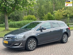 Opel Astra Sports Tourer - 1.4 Turbo Design Edition/AIRCO/CRUISE/NAVI/PARKEERSENS ACHTER/TREKHAAK