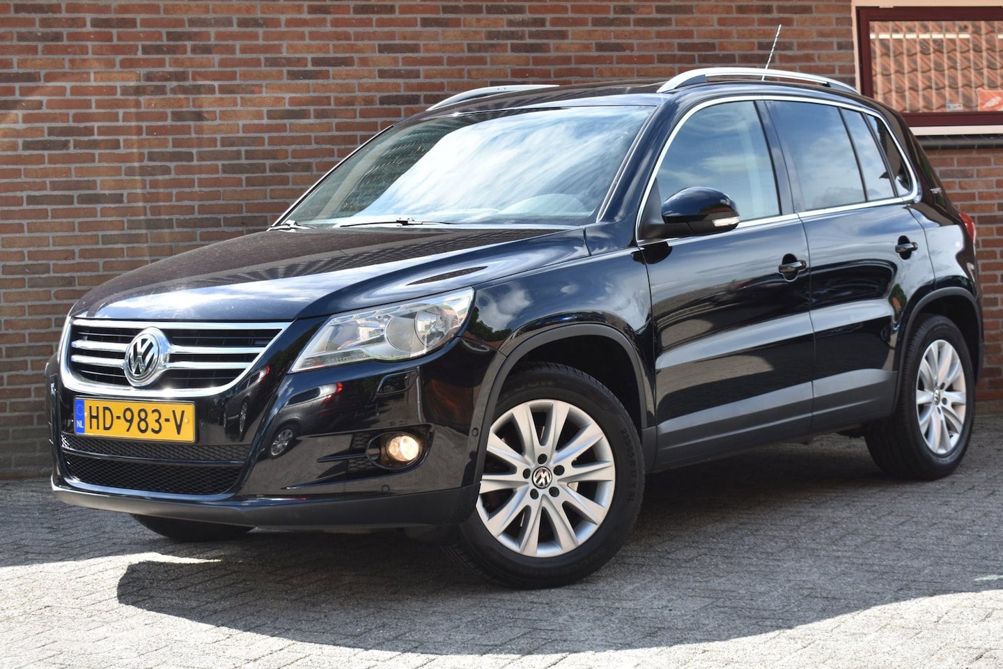 Volkswagen Tiguan - 1.4 TSI Sport&Style '10 Clima Cruise Inruil mogelijk - AutoWereld.nl