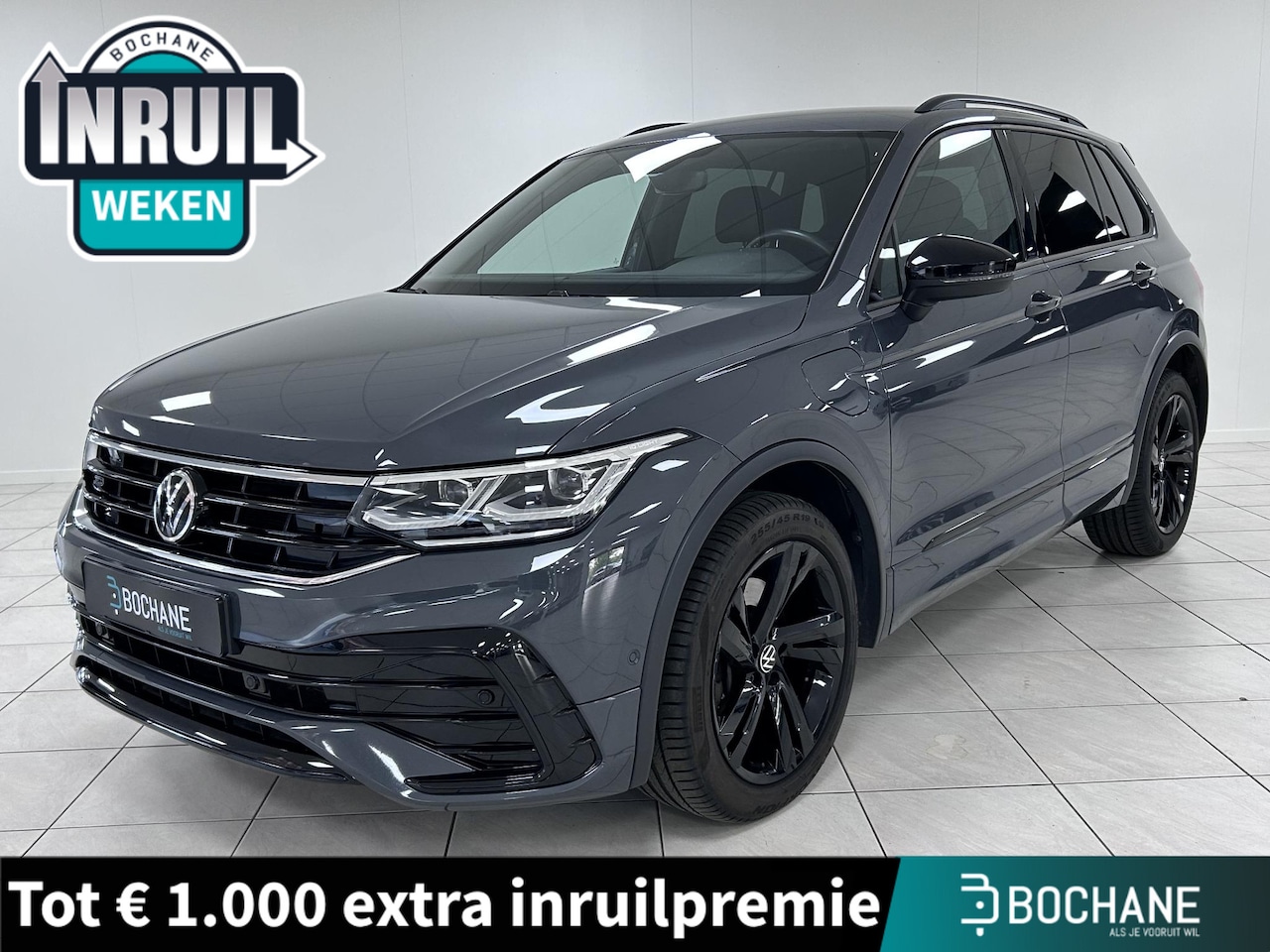Volkswagen Tiguan - 1.4 TSI eHybrid R-Line Business+ WEGKLAPBARE TREKHAAK | NAVIGATIE | ACHTERUITRIJCAMERA | P - AutoWereld.nl