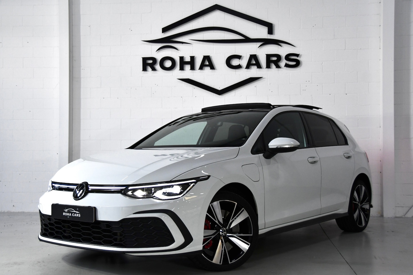 Volkswagen Golf - 1.4 eHybrid GTE Pano*Lane-assist*Sfeer - AutoWereld.nl