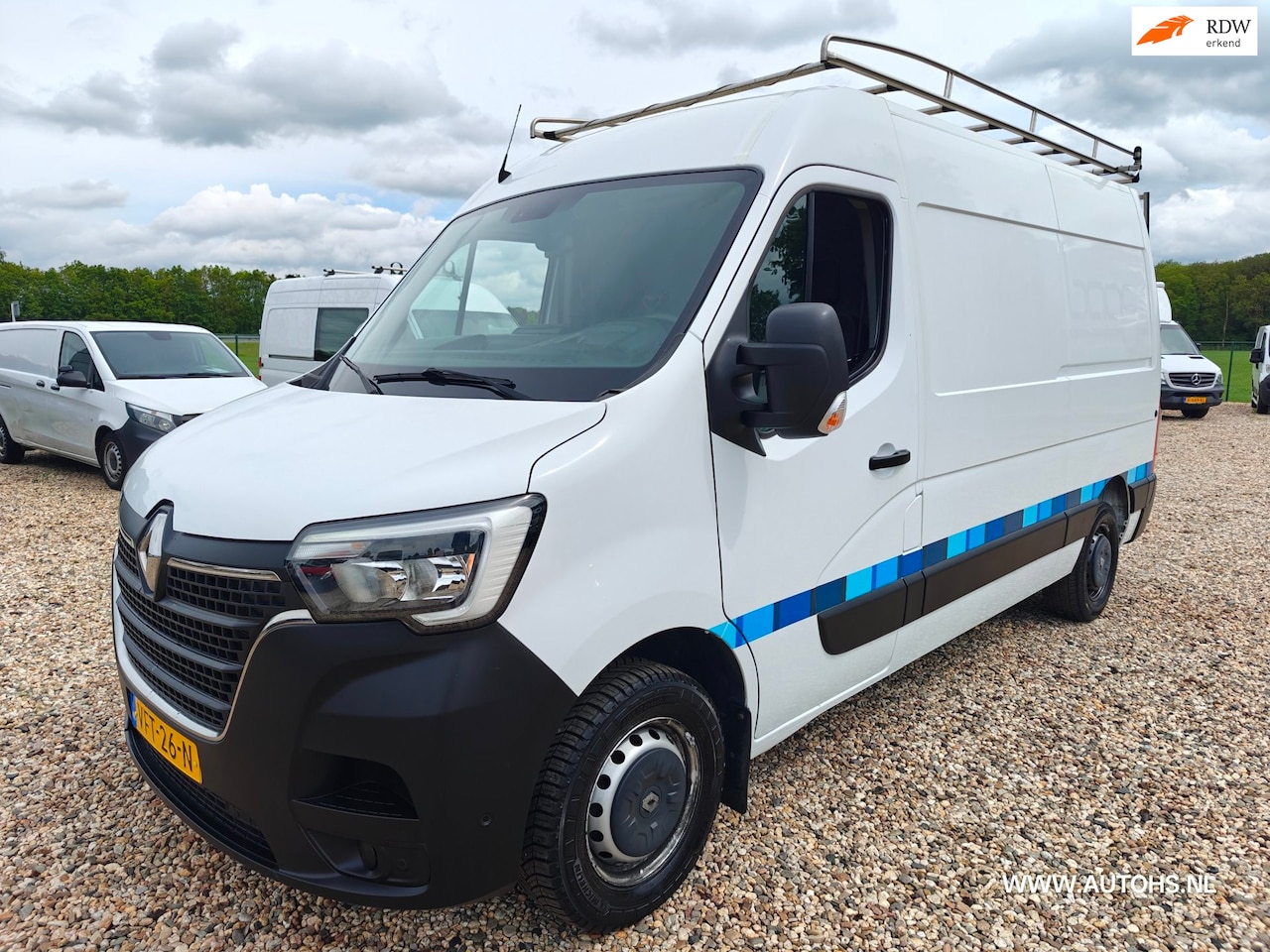 Renault Master - T35 2.3 dCi 135 L2H2 T35 2.3 dCi 135 L2H2 , Euro 6 , 1e Eig. Airco cruise , Apk mei 2027 , super Km , pracht bu - AutoWereld.nl