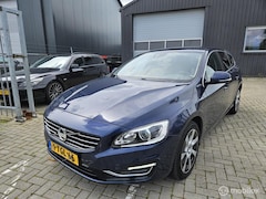 Volvo V60 - 2.4 D6 AWD Plug-In Hybrid Summum APK 05/2027