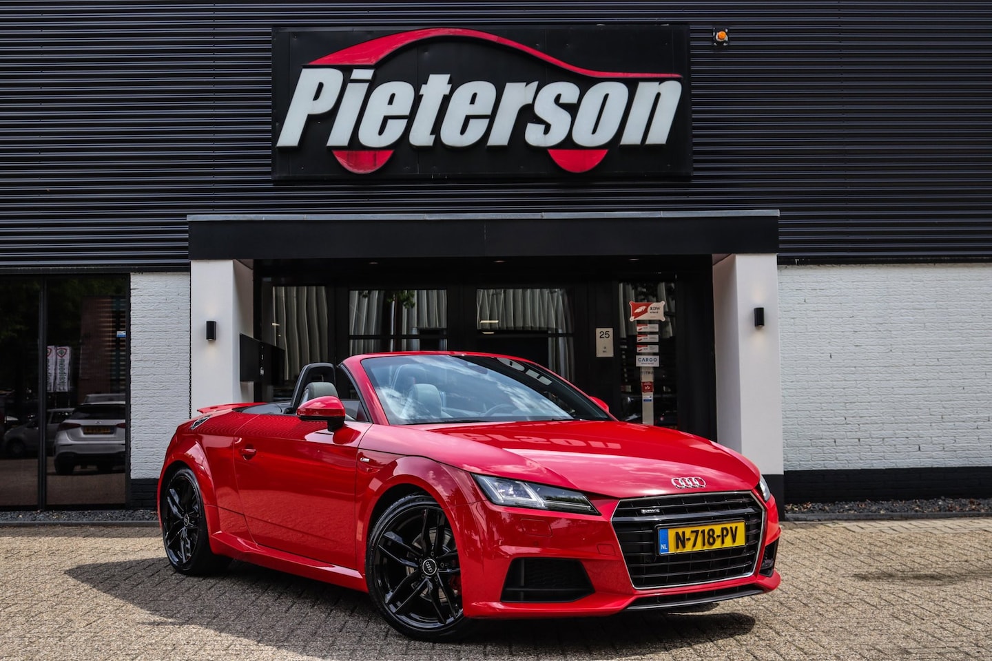 Audi TT Roadster - 2.0 TFSI Quattro 3x S-Line RS B&O VIRTUAL - AutoWereld.nl