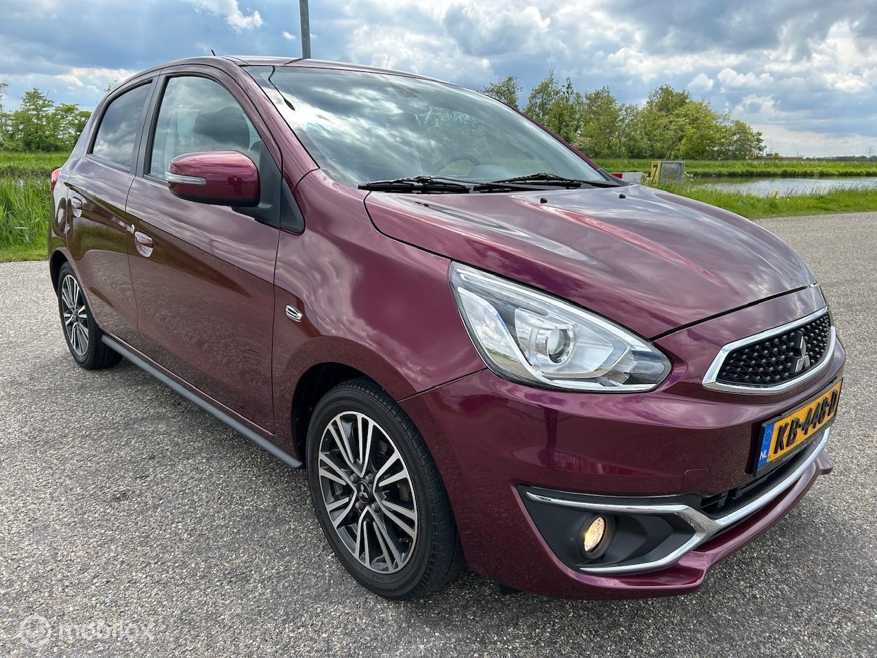 Mitsubishi Space Star - 1.2 Instyle Navigatie, Keyless - AutoWereld.nl