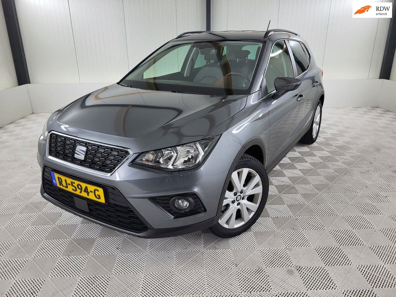 SEAT Arona - 1.0 TSI Style Launch Edition 1.0 TSI Style Launch Edition, Camera, Trekhaak, Navigatie - AutoWereld.nl