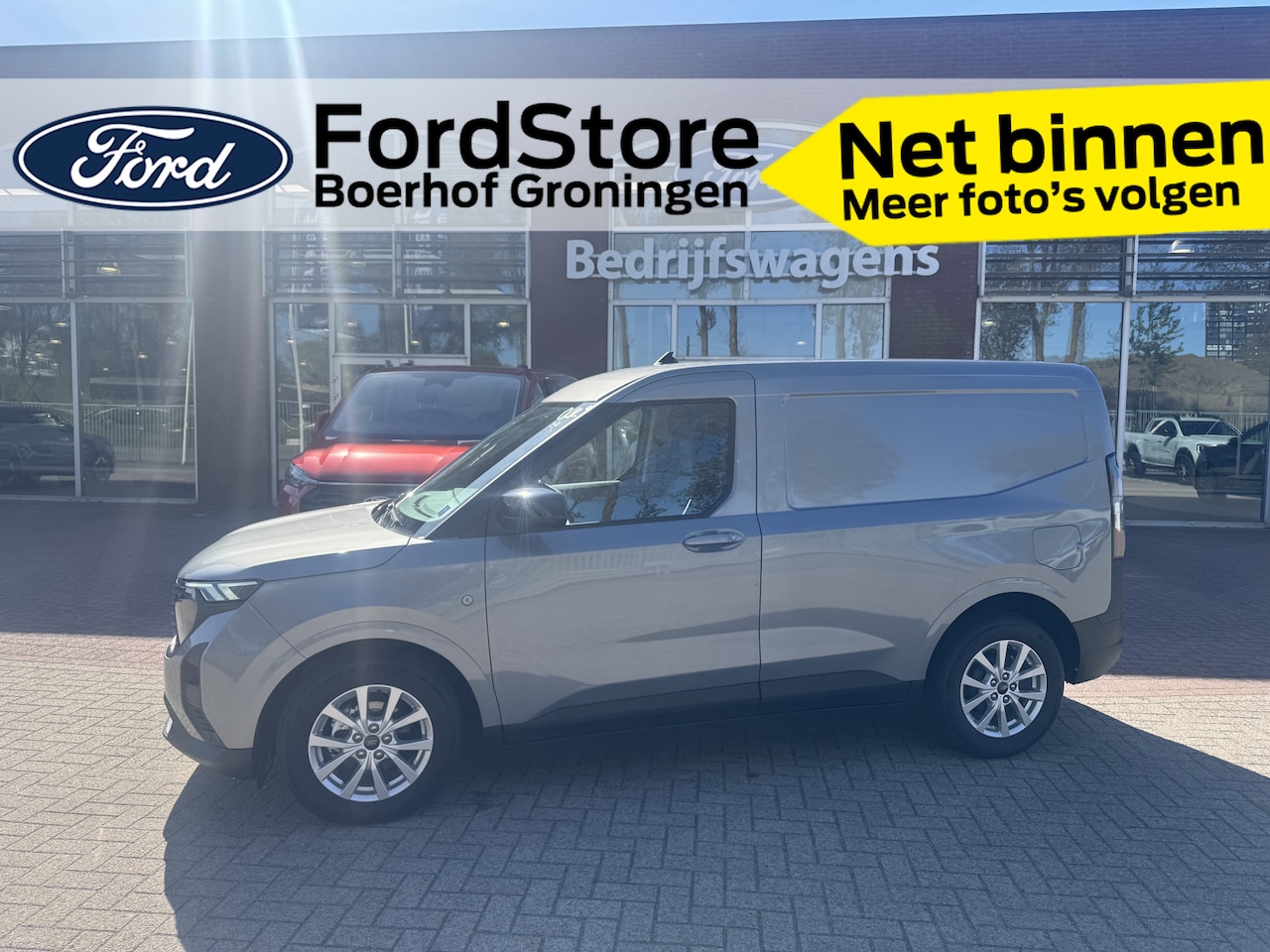 Ford Transit Courier - 1.0 Limited EcoBoost 100 pk | Winterpack | Achteruit rijcamera | - AutoWereld.nl
