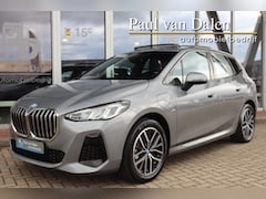 BMW 2-serie Active Tourer - (u06) 225e XDRIVE 245PK M-SPORT SHADOW LINE Panodak | Navi | Camera | Widescreen | Live Co
