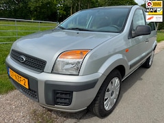 Ford Fusion - 1.4-16V Cool & Sound top onderhouden met airco en trekhaak
