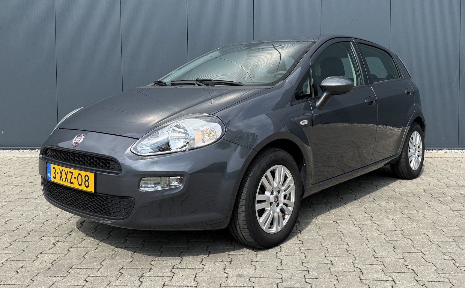 Fiat Punto Evo - 1.2 lounge Airco 5 deurs Nieuw APK - AutoWereld.nl
