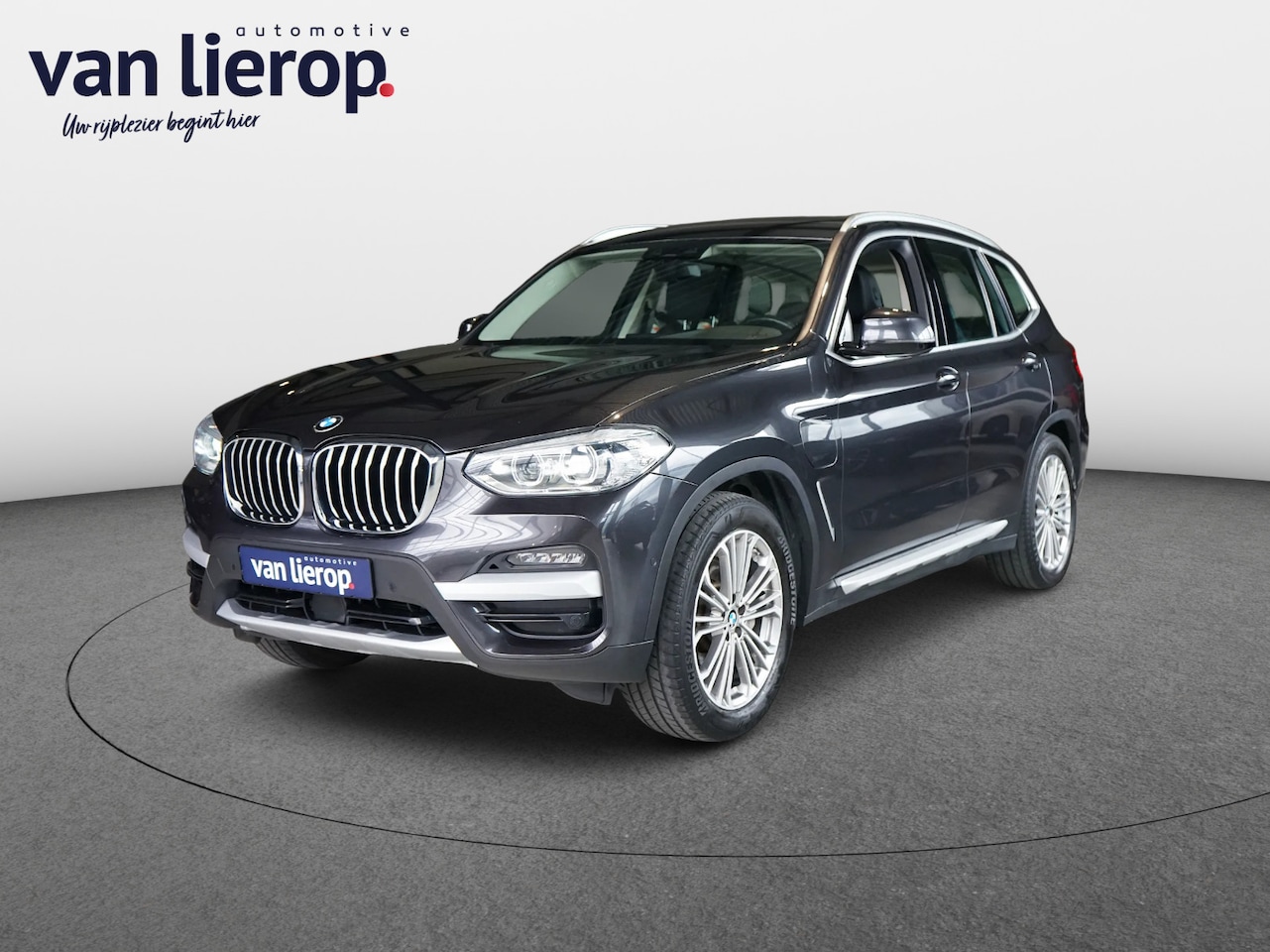 BMW X3 - XDrive30e High Executive|NAVI|SFEERVERL|TREKHAAK|CAMERA|1/2 LEDER - AutoWereld.nl