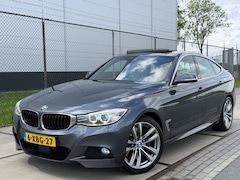 BMW 3-serie - 335i 306PK High Executive M-Sport / Harman Kardon / Pano / *NAP